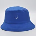 Dettaglio cappello a secchiello blu reale con ricamo smiley bianco in cotone canvas - M（56-58cm） / Blu zaffiro
