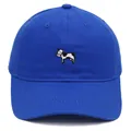 Detalle de la gorra azul de algodón con bordado de vaca blanca y costuras de alta calidad - Adulto 56-60cm / Azul zafiro