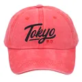 Gorra de béisbol roja lavada vintage con bordado negro de Tokyo en la parte delantera - Estilo Letras Tokio / Rojo