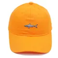 Casquette de baseball orange vif avec broderie de requin et structure à six panneaux - Adulte - Réglable / Orange