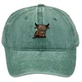 Dettaglio del ricamo mucca delle Highlands su cappello di cotone verde lavato - Adulto 56-60cm / Verde