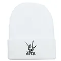 Berretto in maglia bianco con ricamo gesto della mano Rock nero sul risvolto - Bianco