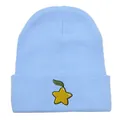 Bonnet en maille bleu clair avec étoile jaune brodée et feuille verte pour l'hiver - 54-60cm / Bleu ciel