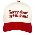 Cappello trucker retrò bicolore rosso e bianco con ricamo divertente - Rosso/Crema (Sorry about my Husband)