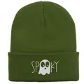 Gros plan sur la broderie fantôme Spooky et la maille du bonnet vert Halloween - Fantôme Vert Militaire
