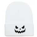 Berretto in maglia bianca con viso di zucca di Halloween ricamato in nero sul risvolto - 54-60cm / Bianco