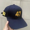 Cappellino da baseball blu navy con ricamo 47 giallo e dettagli in tessuto twill di cotone - M (56-58cm) Regolabile / Blu navy