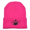 Bonnet en maille rose fuchsia avec broderie fantôme Spooky pour un style Halloween chic - Fantôme Rose Rouge