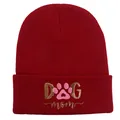Berretto in maglia rosso scuro con ricamo DOG mom e icona di zampa rosa - Mamma di Cane / Borgogna