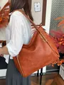 Large capacity tote bag in caramel brown leather with decorative side stitching - Caramel Brown