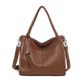Grote donkerbruine leren shopper met lychee textuur en een verstelbare schouderriem - Zadelbruin