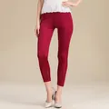 Slim fit women's silk knit pants in deep wine red color with high-waist design - M / Burgundy