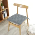 Graues gestepptes Baumwoll-Sitzkissen mit Befestigungsbändern für Büro und Zuhause - 45x45cm / Zeit Grau