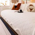 Rutschfeste cremefarbene Plüsch-Sofaauflage mit Wellenkante und Noppenstruktur für Winter - 70*70 / Gebrochenes Weiß