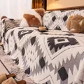 Thick plush sofa blanket with geometric patterns in black white and gray - 180*130 / Dark Gray