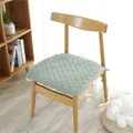 Cojín de silla cuadrado verde pálido en algodón con diseño acolchado y cintas de sujeción - Cuadrícula Verde