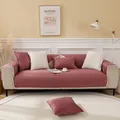 Detail of dark pink velvet quilted sofa cover with leaf pattern and twisted rope edge - Warm Winter Forest Style - Purple / Chair Cushion 45*45