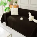 Manta cubre sofá de color marrón oscuro con textura y flecos sobre un sofá de 3 plazas - 180*130 / Café Oscuro