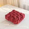 Coussin nœud artisanal rouge foncé en velours pour décoration de canapé ou de bureau - Bordeaux