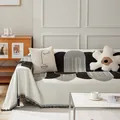 Housse de canapé moderne en chenille noir et blanc avec motifs géométriques et franges - 180x90cm / Noir