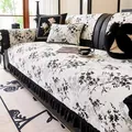 Funda de sofá de chenilla vintage francesa con estampados florales y bordes con volantes negros - 70x70 Cojín de Sofá / Patrón de Ramas - Negro