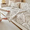 Detalle del cojín de sofá jacquard con respaldo antideslizante y patrón floral de damasco - 70x70cm / Caqui