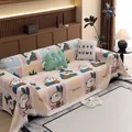 Copridivano natalizio in ciniglia con motivi a cartoni animati e frange bianche - 180*130 / Coperta Infanzia
