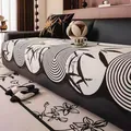 Cojín de sofá antideslizante negro y blanco con diseño de ondas y bordes festoneados - 90x70 / Negro