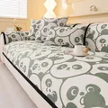 Copridivano in ciniglia verde e cuscino con simpatici motivi jacquard a forma di panda - 70*70 / Panda Verde