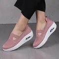 Rosafarbene atmungsaktive Mesh-Sneaker mit Plateausohle und sichtbarem Luftkissen - 35 / Rosa