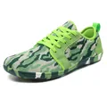 Leichte Herren Sneaker in grünem Camouflage mit atmungsaktivem Mesh und rutschfester Sohle - 36 / Camo Grün