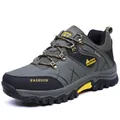 Outdoor hiking shoes in olive green and black with yellow accents and rubber sole - 39 / Green (8517)
