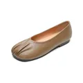 Retro tan leather round toe flats with pleated design and soft slip-on Mary Jane sole - EU 35 / Brown