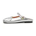 Silver metallic leather flat mule sandals with pleated toe and golden button strap - EU 35 / Silver