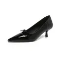 Elegant black pointed-toe stiletto pumps in glossy patent leather with bow detail - 34 / Black