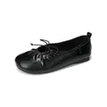 Classic black ballet flats with glossy finish and delicate bow detail on front - 35 / Black