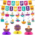 Buntes Happy Diwali Deko-Set mit festlichen Bannern und hängenden Wirbeldekorationen - Diwali Kombi Fünf