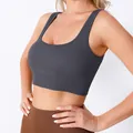 Dunkelgrauer gerippter Sport-BH mit breiten Trägern und elastischem Saum für Fitness - S / Grau
