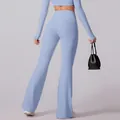 Conjunto de yoga azul claro con pantalón de campana y top corto de manga larga - M / Azul Brisa