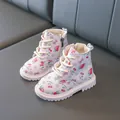 Cute white toddler girls' boots with strawberry prints and warm lining for autumn - EU 25 / White