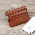 Mini portefeuille en cuir marron avec motif litchi et plusieurs poches zippées - Jaune Terre