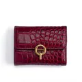 Tarjetero de cuero rojo oscuro con relieve de cocodrilo y hebilla dorada retro - Burdeos