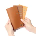 Porte-cartes en cuir grainé avec compartiments amovibles en marron et orange vif - Marron