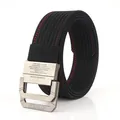 Herren Nylon-Gürtel in Schwarz mit roten Nähten und metallischer Doppelring-Schnalle - 120cm / Schwarz und Rot (Schmaler Streifen)