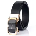Ceinture pour homme en cuir noir avec boucle automatique dorée et texture raffinée - Boucle Dorée (110cm) / Noir