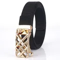 Damen-Webgürtel in Schwarz mit goldener geometrischer Schnalle und funkelnden Strasssteinen - Schwarz / Gold