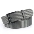 Ceinture homme en nylon tressé avec boucle automatique noir mat sur surface réfléchie - 120cm / Boucle Noire Gris Foncé