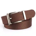 Ceinture homme en nylon marron avec boucle en alliage gris foncé mat, vue enroulée - 120cm / Boucle Argentée Café