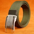 Armeegrüner Nylon-Gürtel mit silberner gebürsteter Metallschnalle für Outdoor-Mode - Silberne Schnalle - Armeegrün