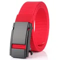 Roter Outdoor Freizeit-Gürtel aus Nylon-Canvas mit schwarzer Automatik-Schnalle - Schwarze Schnalle - Rot